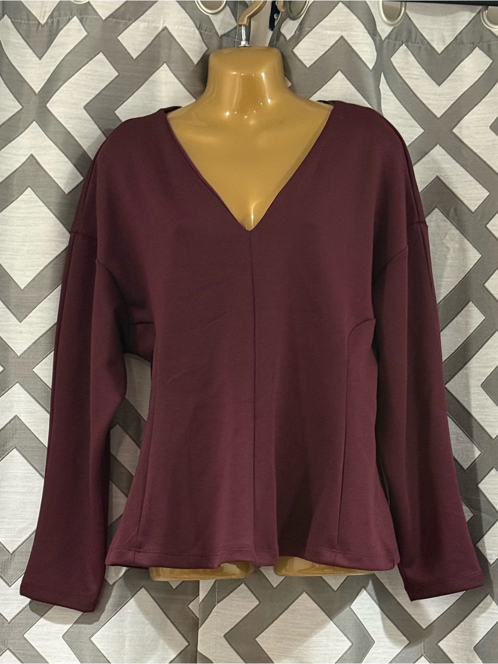 H&M Burgundy V-Neck Long Sleeve Women's Sweatshirt